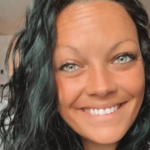 Meet your Posher, Marie-celina